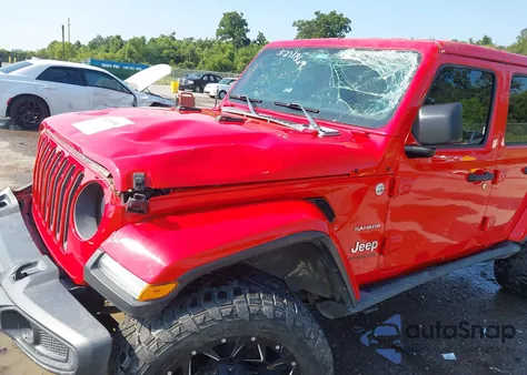 2018 Jeep Wrangler Unlimited Sahara 4X4 from USA, damaged, VIN 1C4HJXEGXJW271869